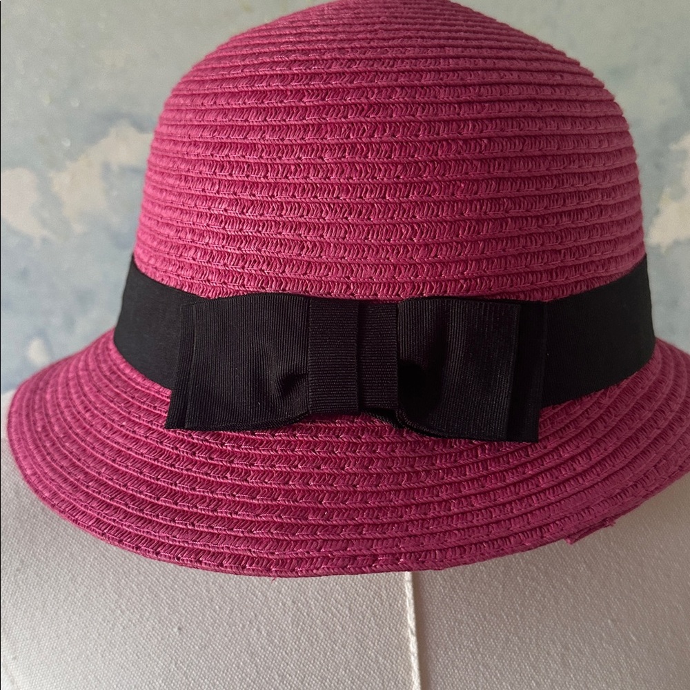 Classic Women's Pink Straw Cloche Hat with Black Ribbon
